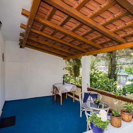 Apartament Vera Okuklje